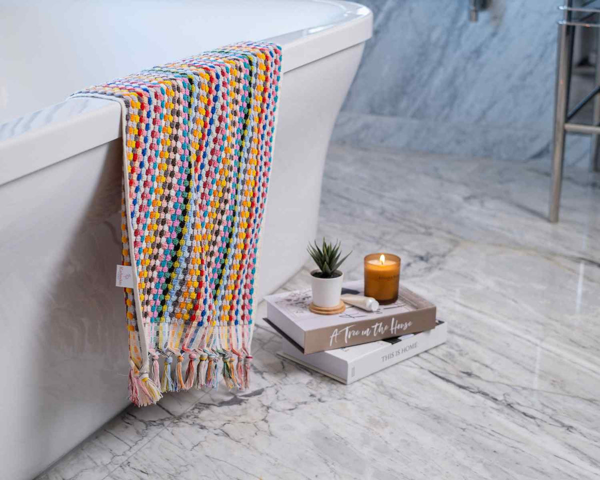 Pom Pom Hand Towel